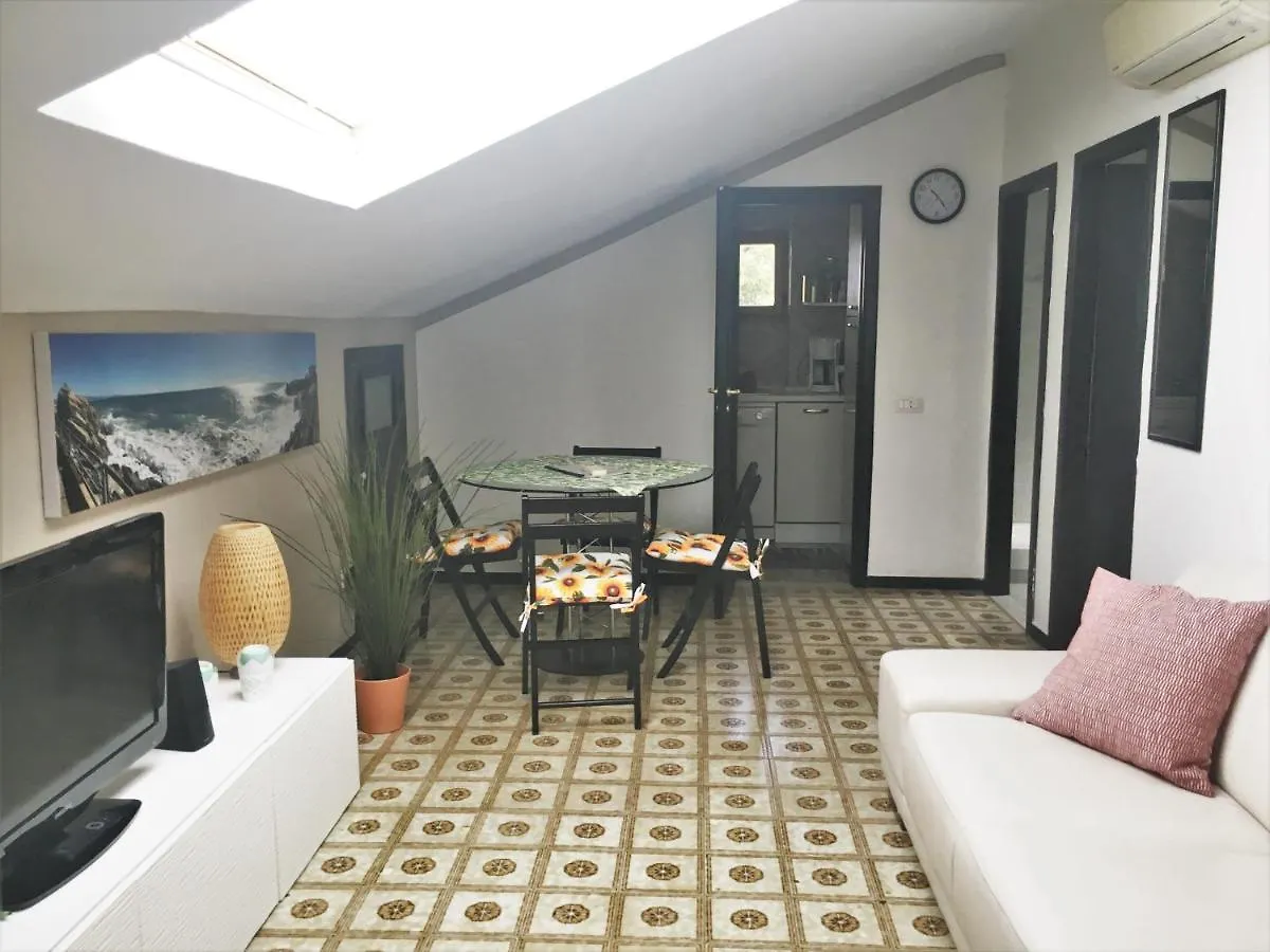 Mansarda Varazze Apartment